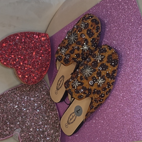 Atalina ❤️NWT❤️ Leopard Sparkly Studded & Embellished Size 7 Mules!❤️❤️❤️ - Picture 5 of 11
